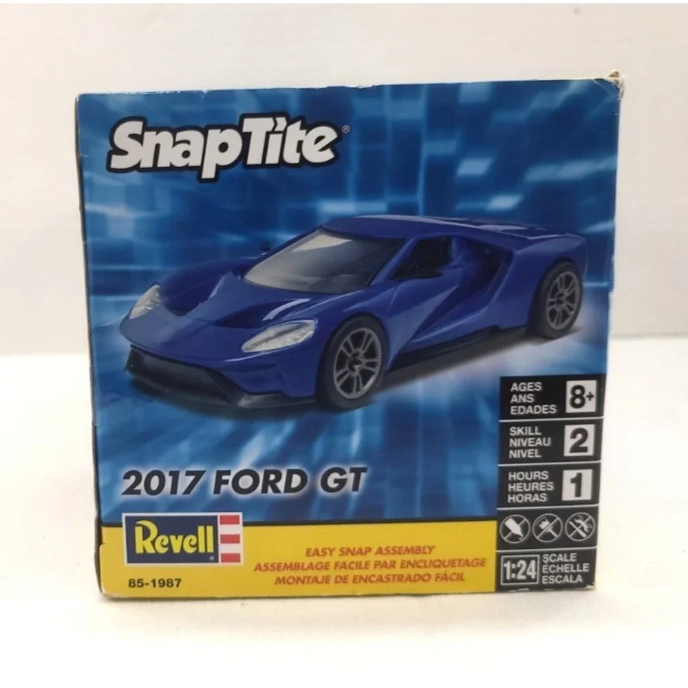 2017 Ford GT Revell Snap Tite Model Kit 1/24 Scale Factory Sealed
